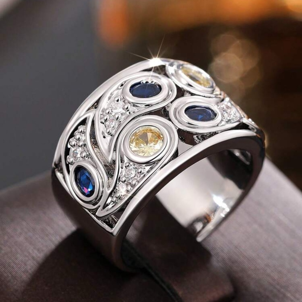 EMERALD FLOWER BRIDAL WEDDING RING - Picture 4 of 4